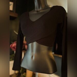 Long sleeve black crossover crop top, size S